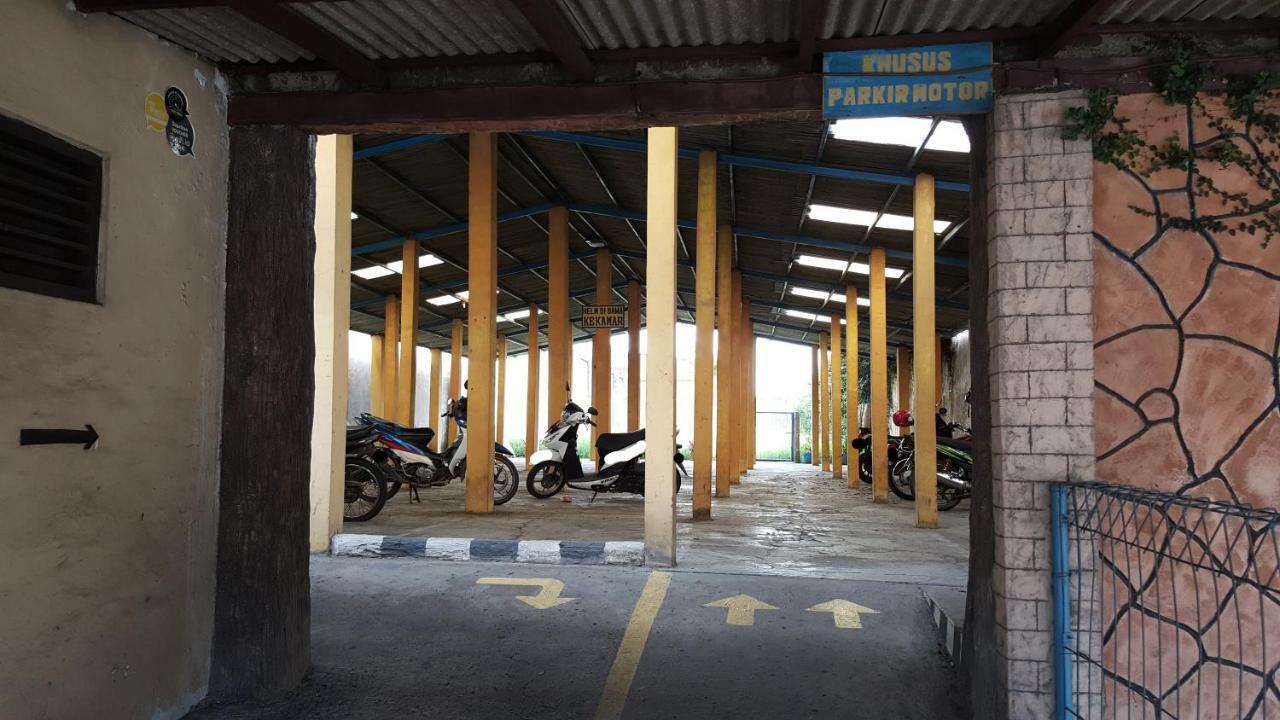 Sentosa Hotel & Restaurant - Tersertifikasi Chse Dari Kementerian Pariwisata Dan Ekonomi Kreatif Bekasi Exterior foto